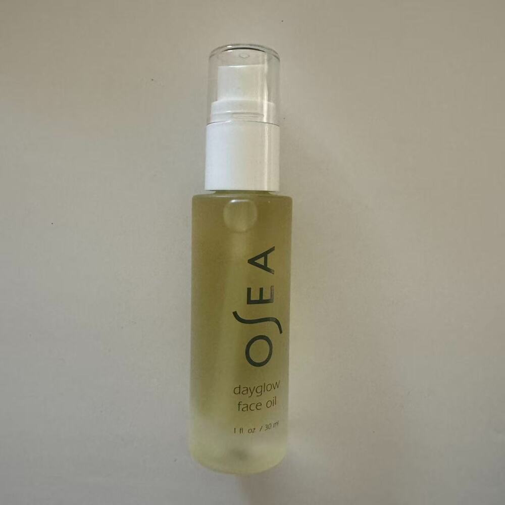 OSEA Dayglow Face Oil for Sensitive Skin 1 oz 30 ml NEW IN BOX